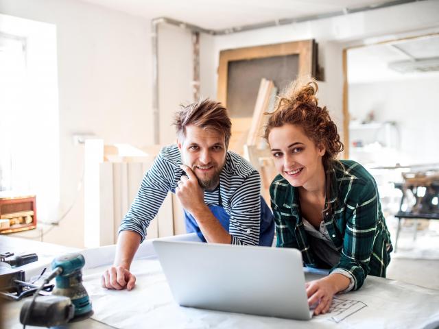 Jeune au travail