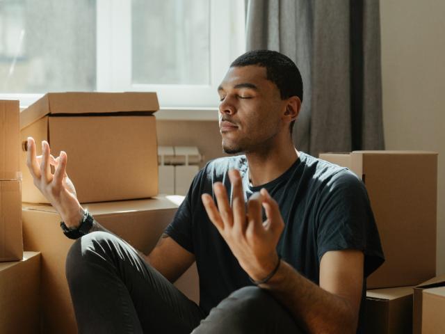 Jeune déménagement zen